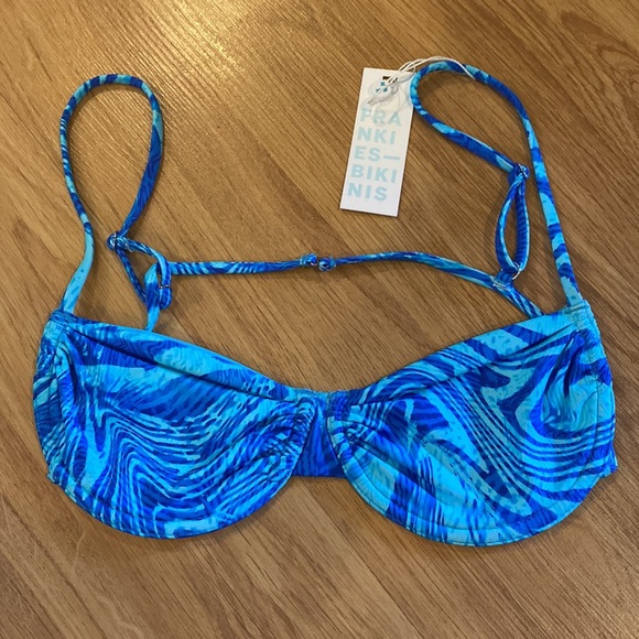 Frankie’s bikinis “Maggie” Underwire Bikini Top in electric - Picture 3 of 5